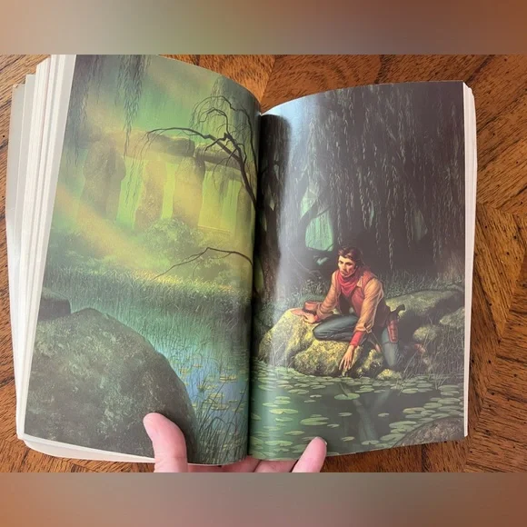 The Dark Tower: (1988) The Gunslinger by Stephen King - Picture 5 of 7